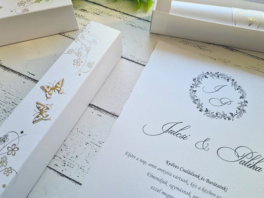 Ezüst pillangó tánc esküvői meghívó