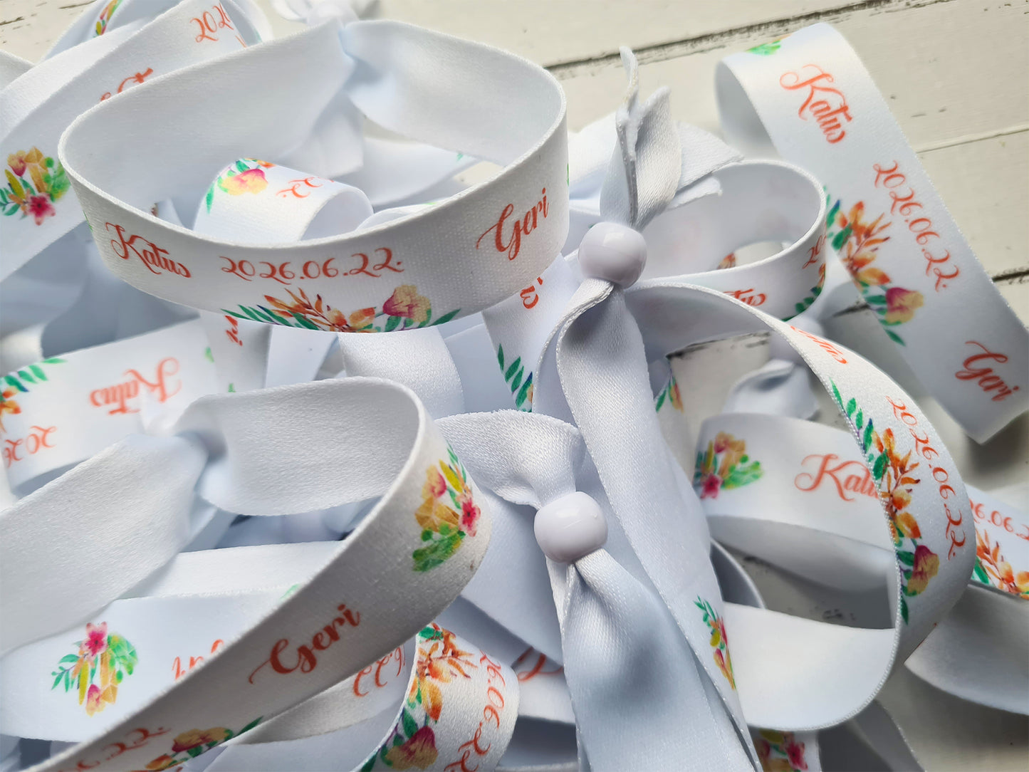 Személyre szabott karszalag esküvőre, rendezvényre